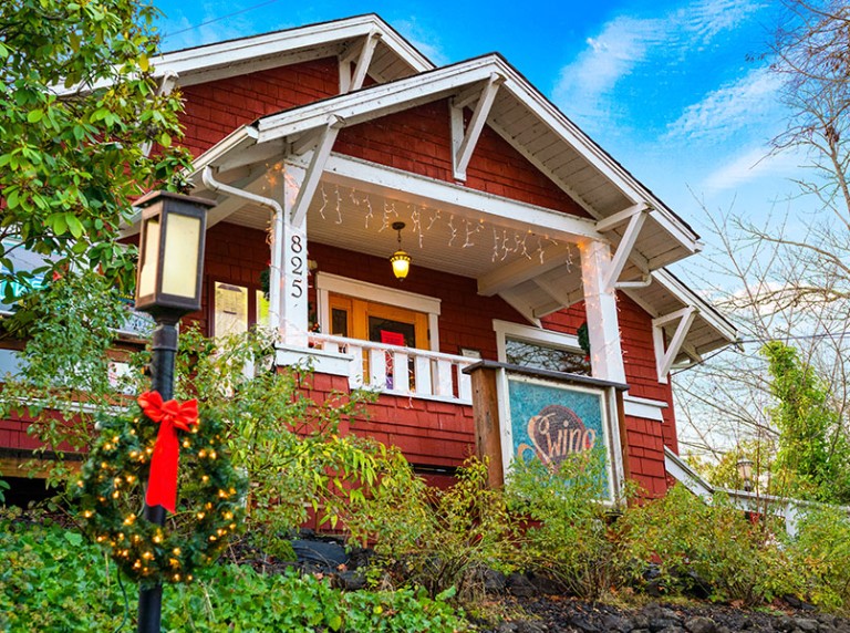 Outdoor Dining in the Region Experience Olympia