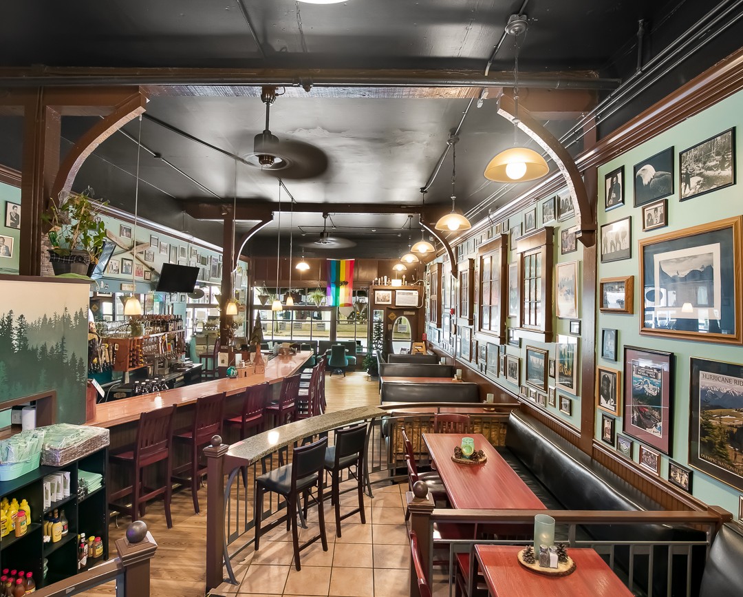 Outdoor Dining in the Region Experience Olympia